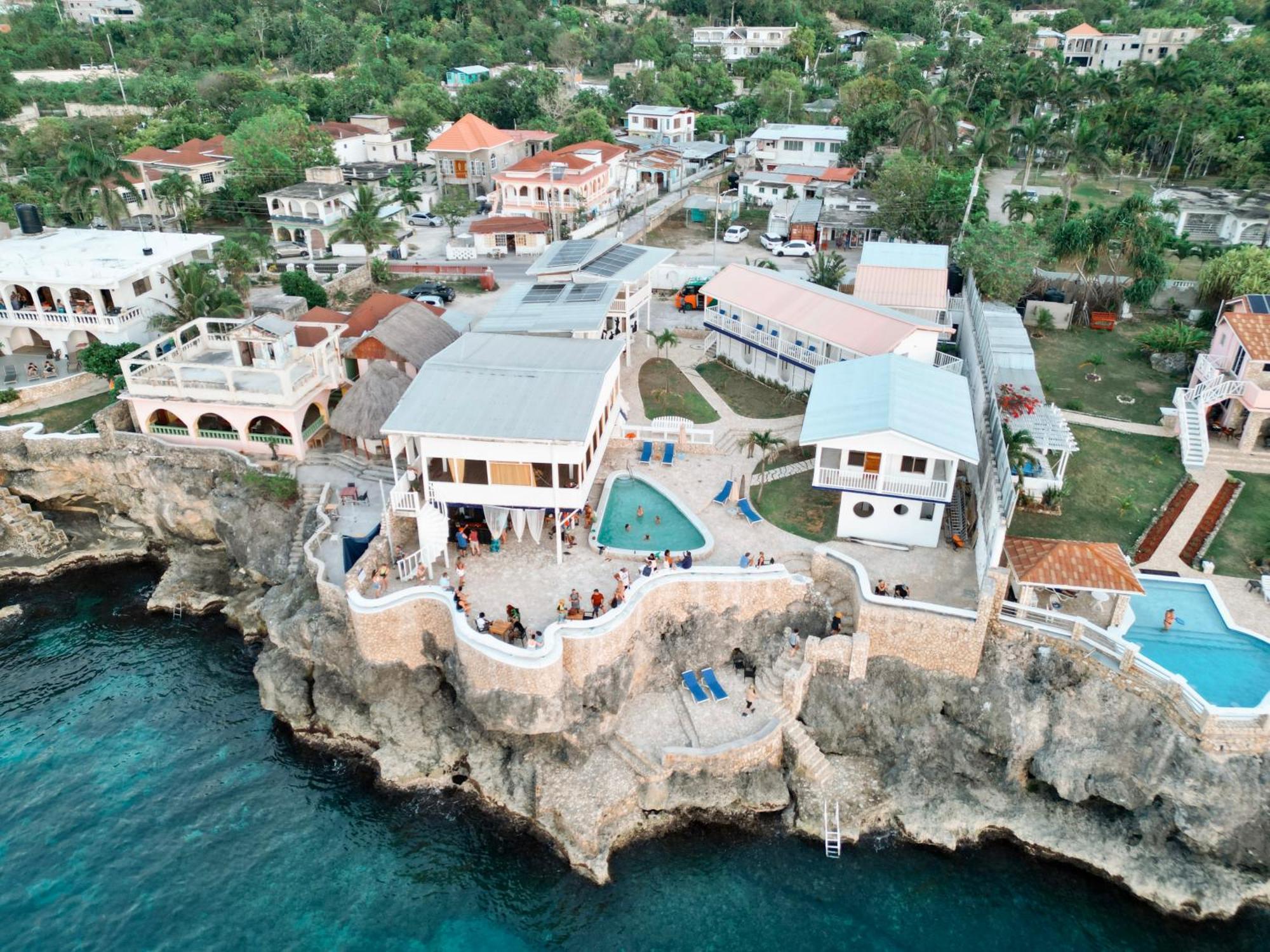 Begona Cliff Hotel Negril Exterior photo